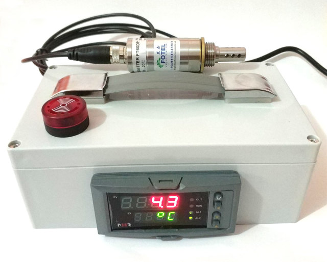 山东谱析露点仪.jpg 山东谱析露点仪.jpg